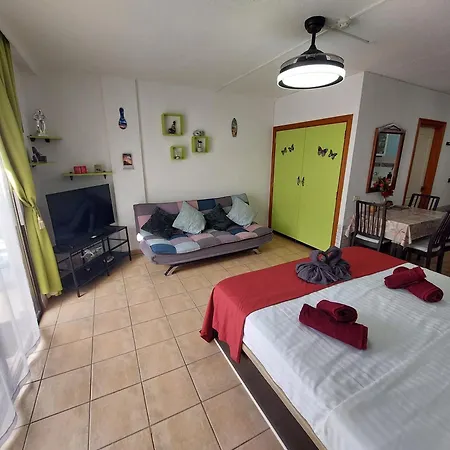 Relax Tenerife Апартаменты *